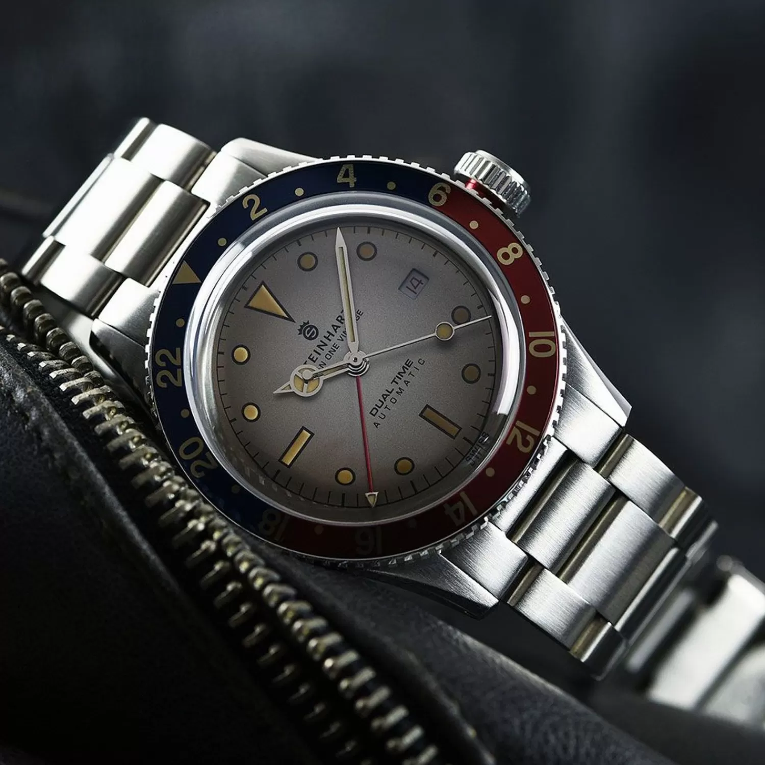 Ocean One Vintage Dual Time Premium Dykkerur*Steinhart Watches Outlet