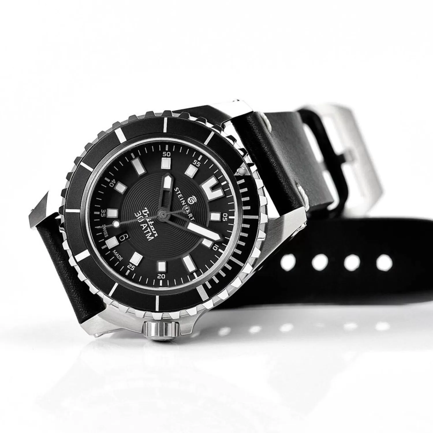 Triton 30 Atm Sort Dykkerur*Steinhart Watches Best